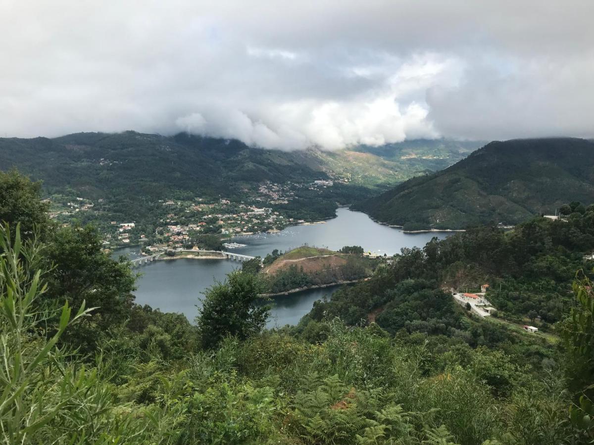 Casa Da Lage - Geres - Piscina Privada - Vistas Rio, Campo E Montanha Герес Экстерьер фото