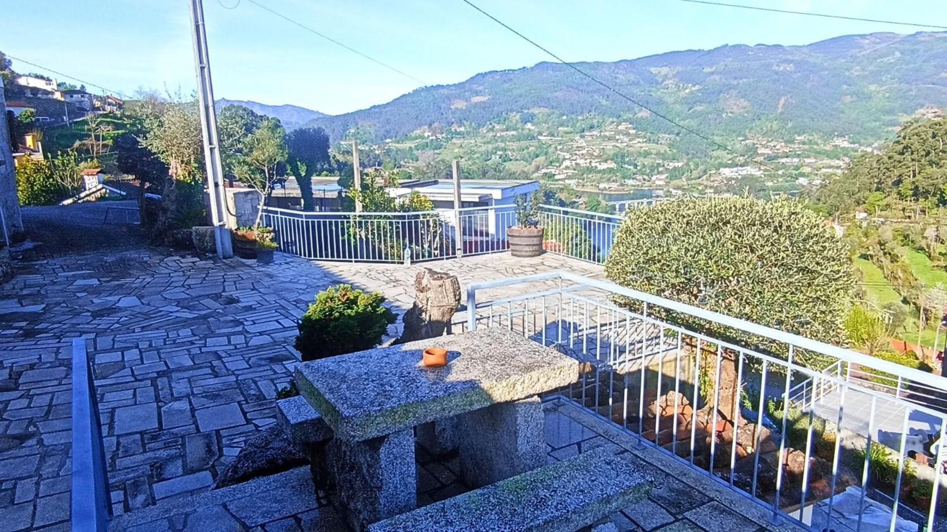 Casa Da Lage - Geres - Piscina Privada - Vistas Rio, Campo E Montanha Герес Экстерьер фото