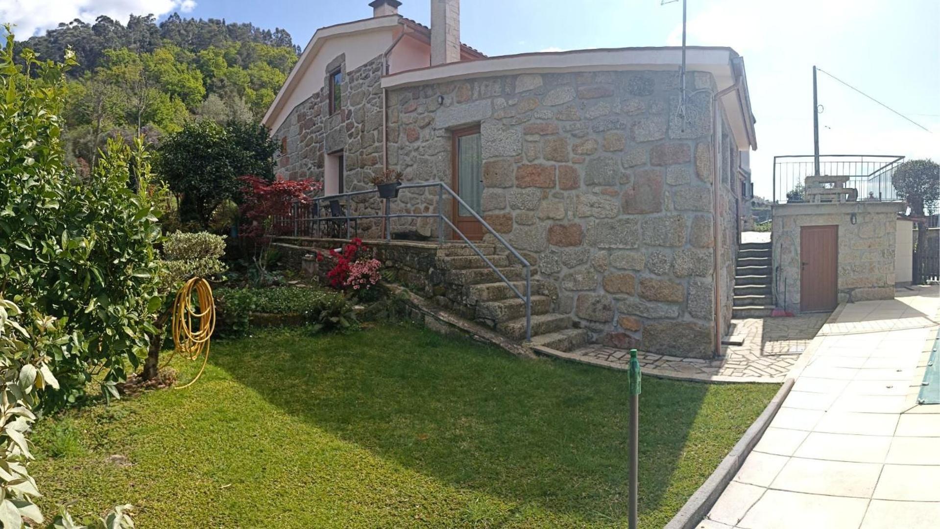 Casa Da Lage - Geres - Piscina Privada - Vistas Rio, Campo E Montanha Герес Экстерьер фото