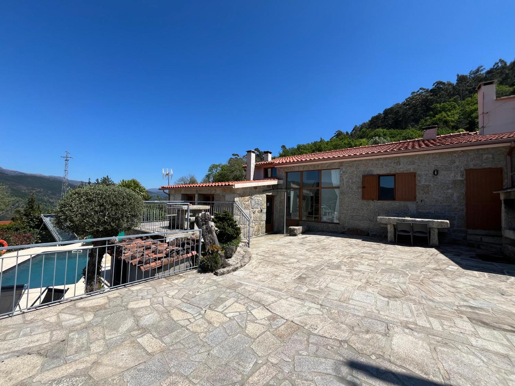 Casa Da Lage - Geres - Piscina Privada - Vistas Rio, Campo E Montanha Герес Экстерьер фото